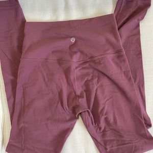 Lululemon align 28”